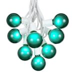 25 G50 Globe Light String Set with Green Bulbs on White Wire