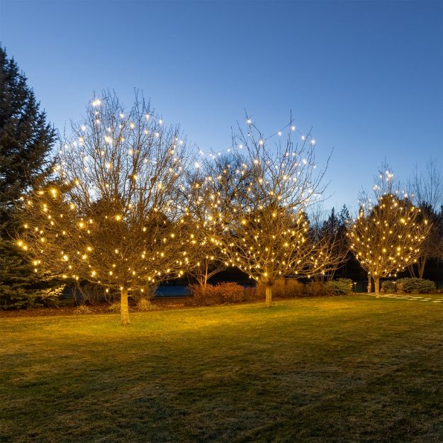 Warm white diamond faceted lights